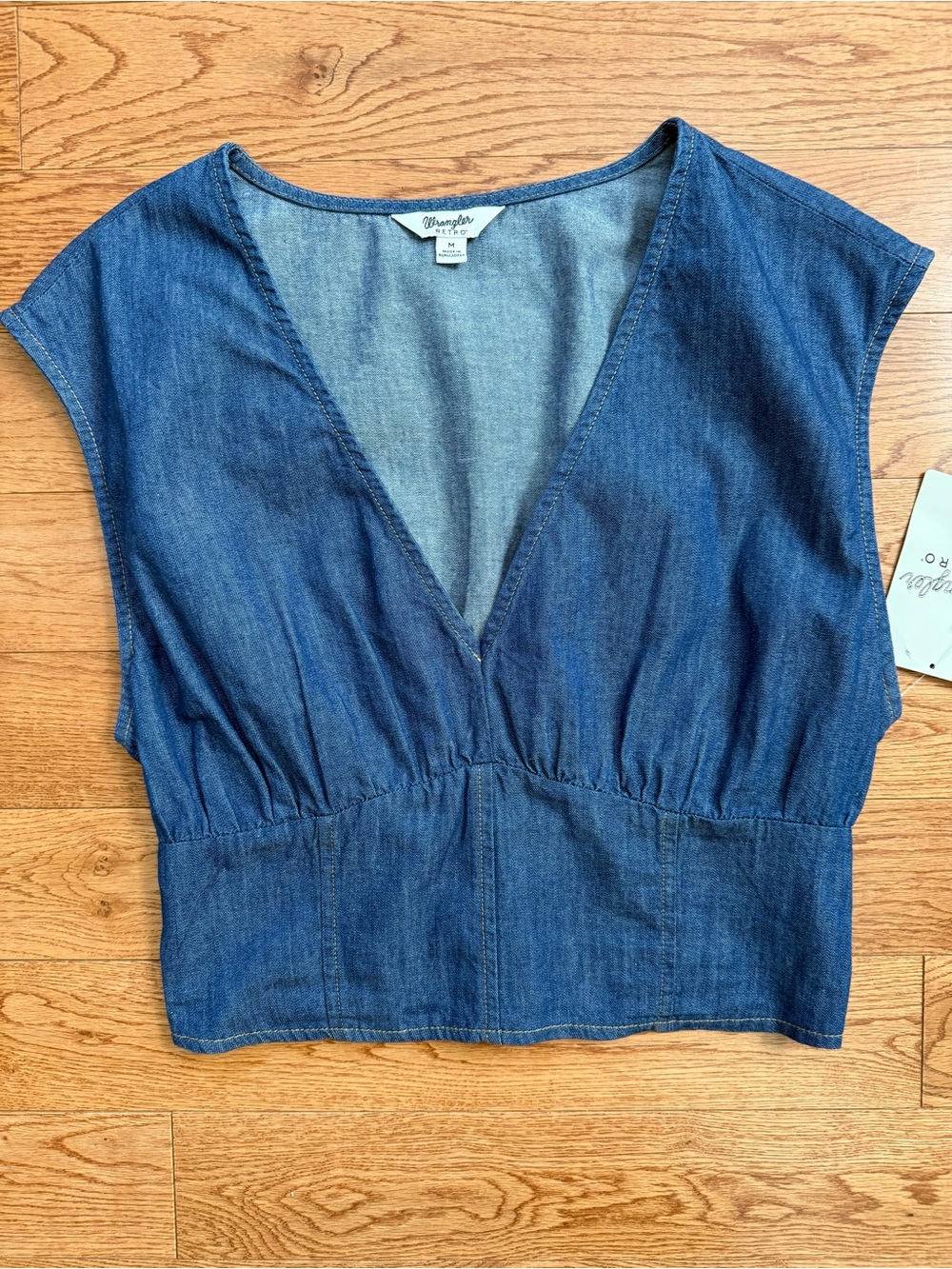 Wrangler Retro NWT Prairie Denim top size Medium